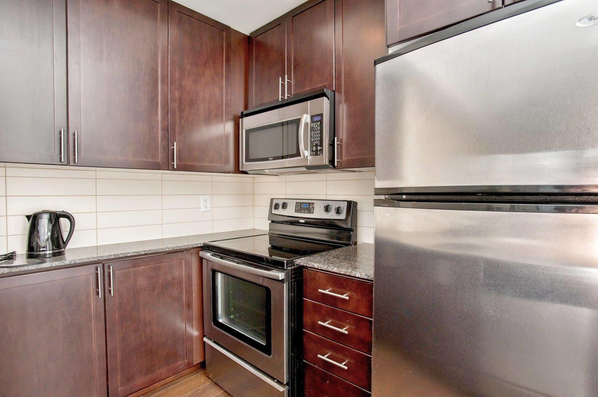 Life Suites Luxury Downtown Condos Toronto Eksteriør bilde