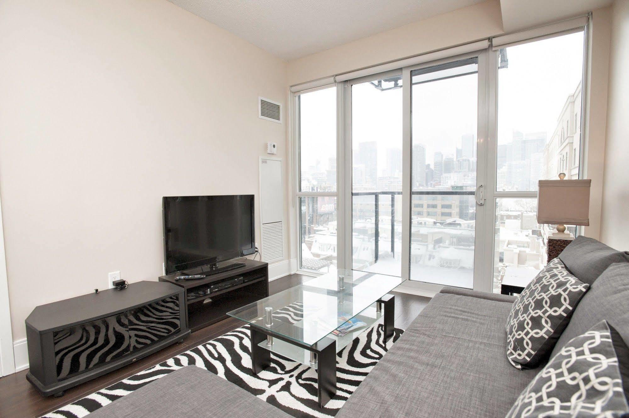 Life Suites Luxury Downtown Condos Toronto Eksteriør bilde